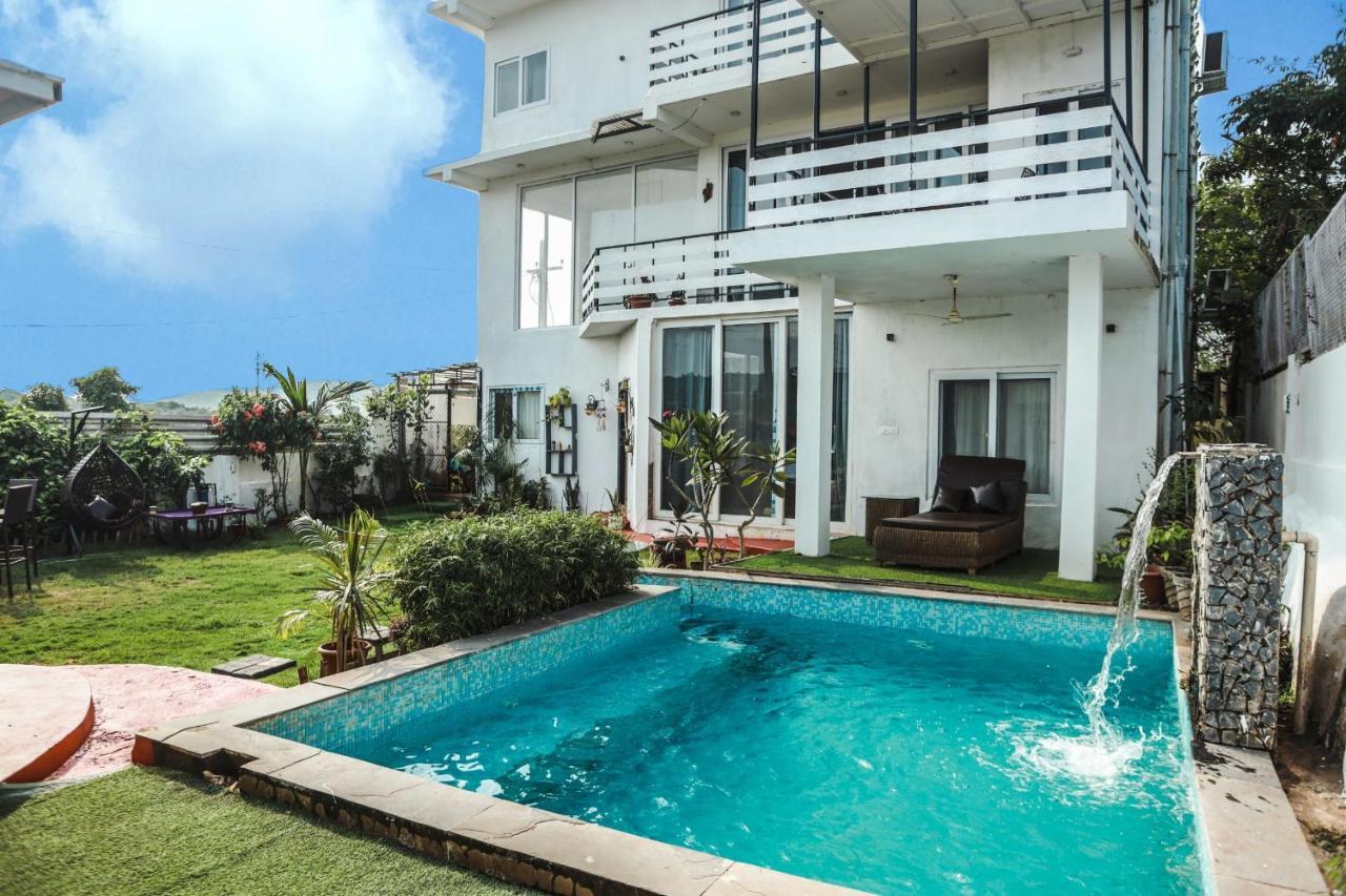 Aurus Villa Corgao Exterior photo